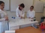 2019.11.22 Ćwiczenia laboratoryjne na lekcji chemii w klasie VIIIa